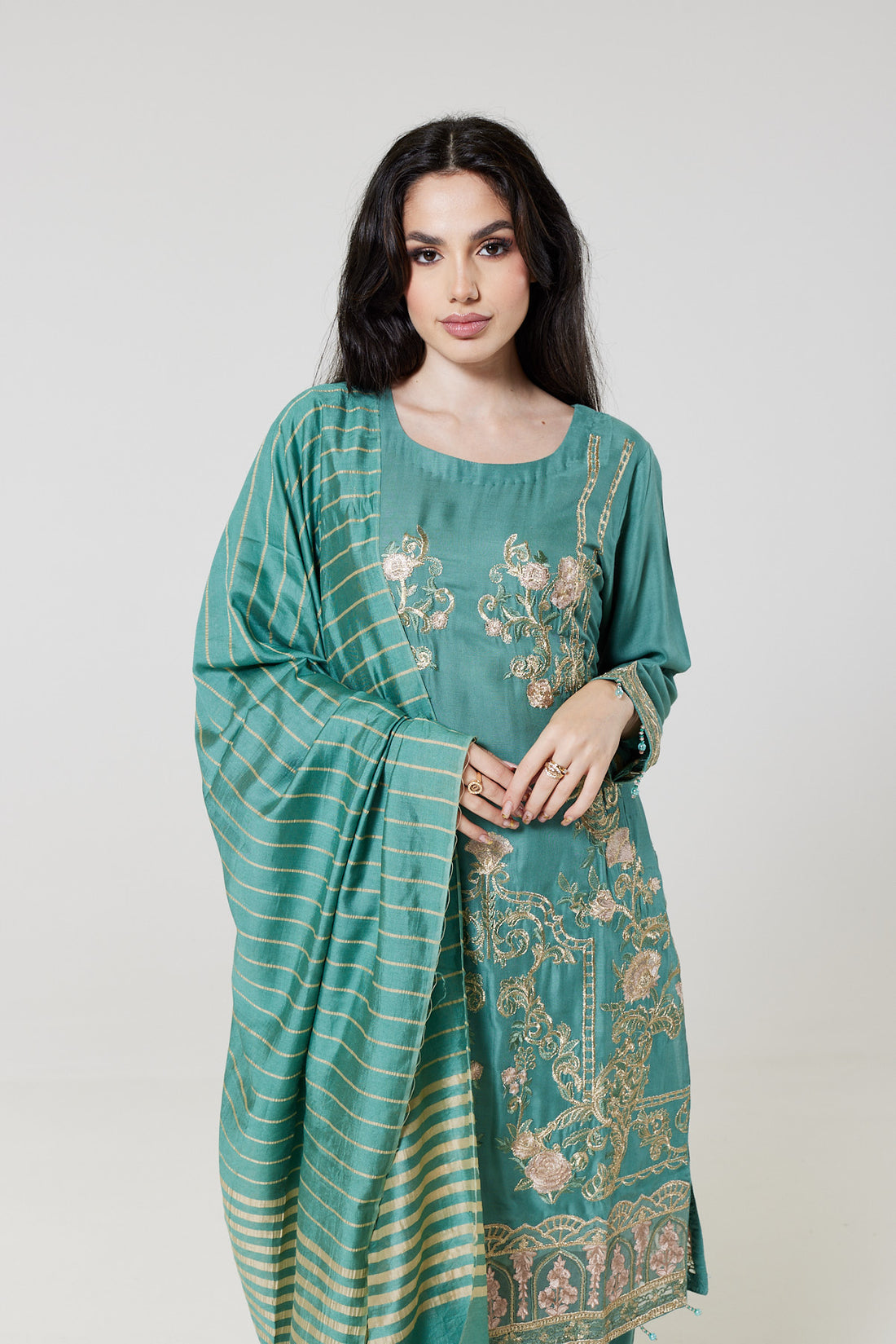 Green Embroidered Linen Suit G1285