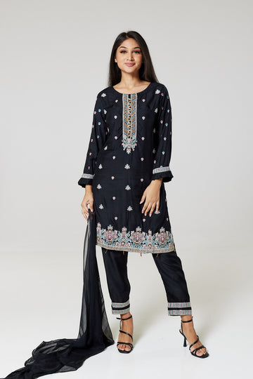 Black Embroidered Linen suit MM07