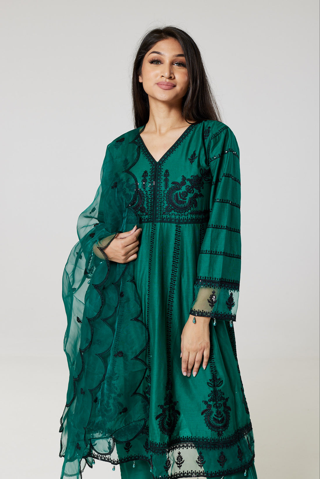 Green Embroidered Viscose Suit BG0616