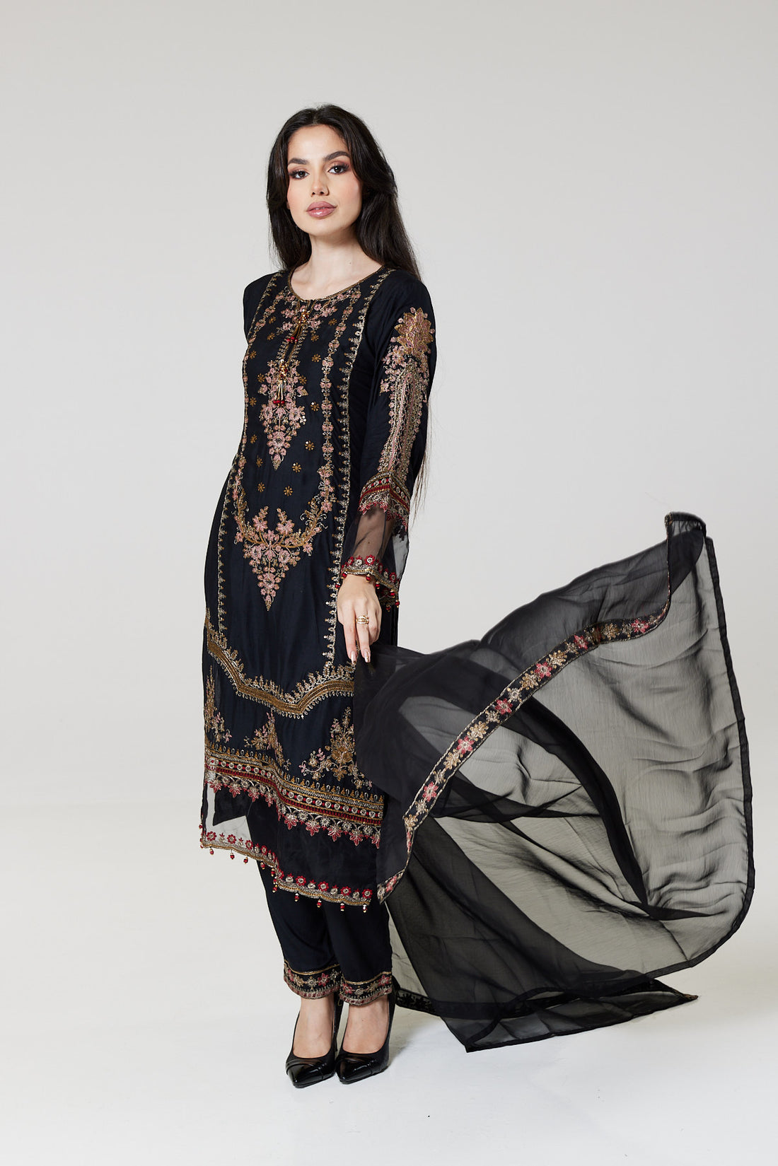 Black Embroidered Linen Suit B0638