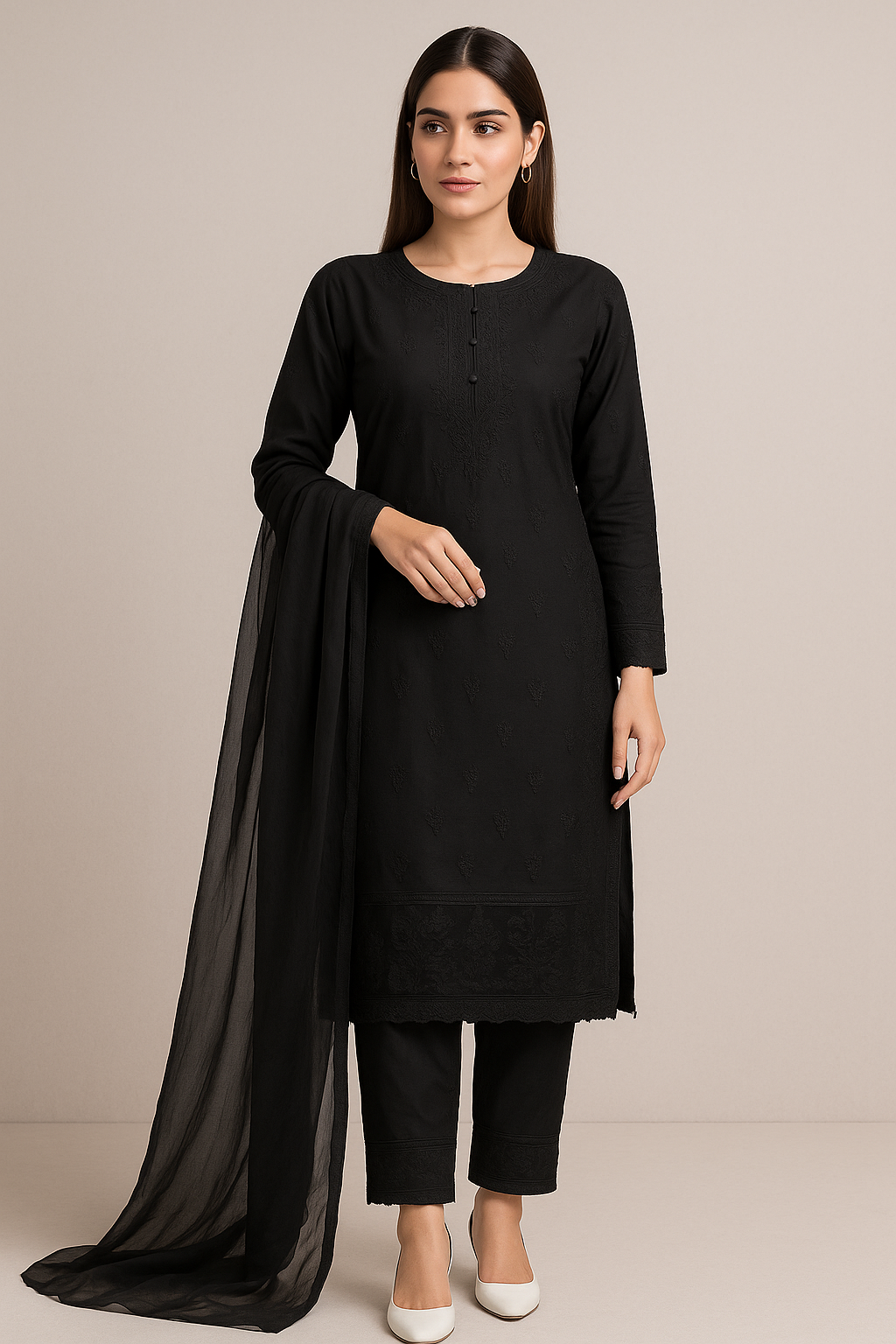 Plain back embroidery suit