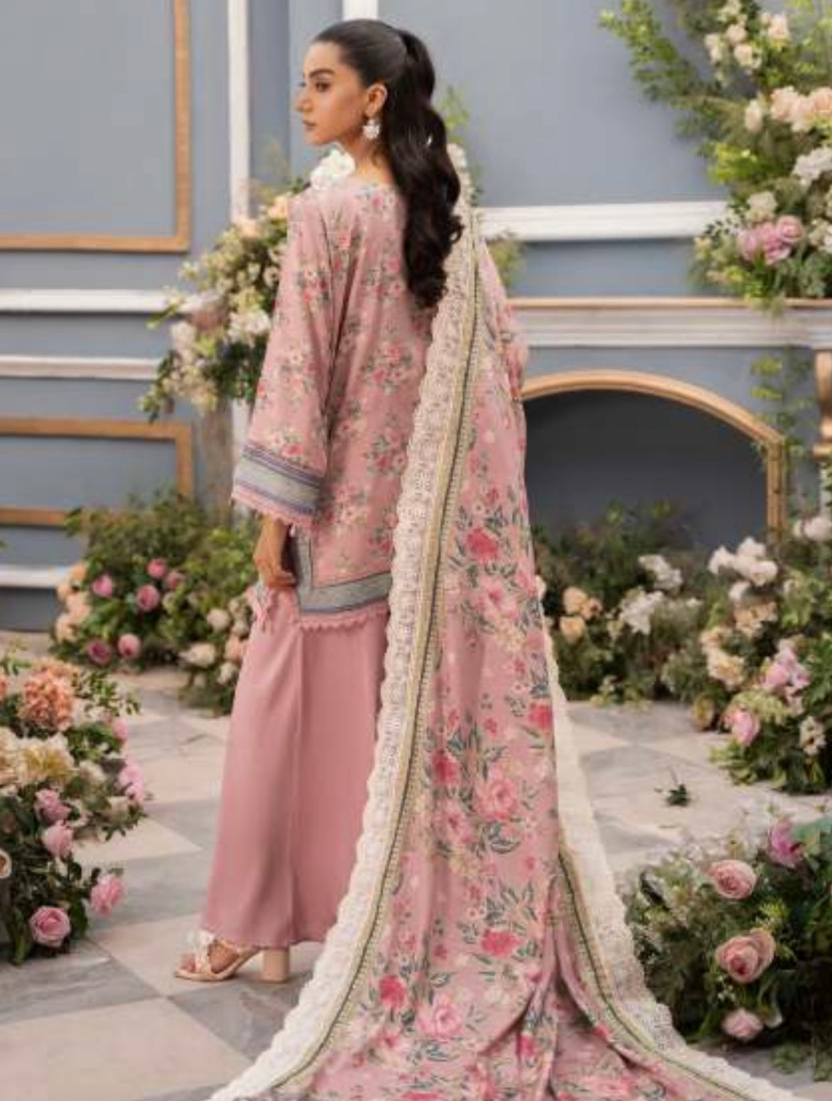 Pink 3 piece stitched winter collection